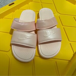nike benassi duo slides